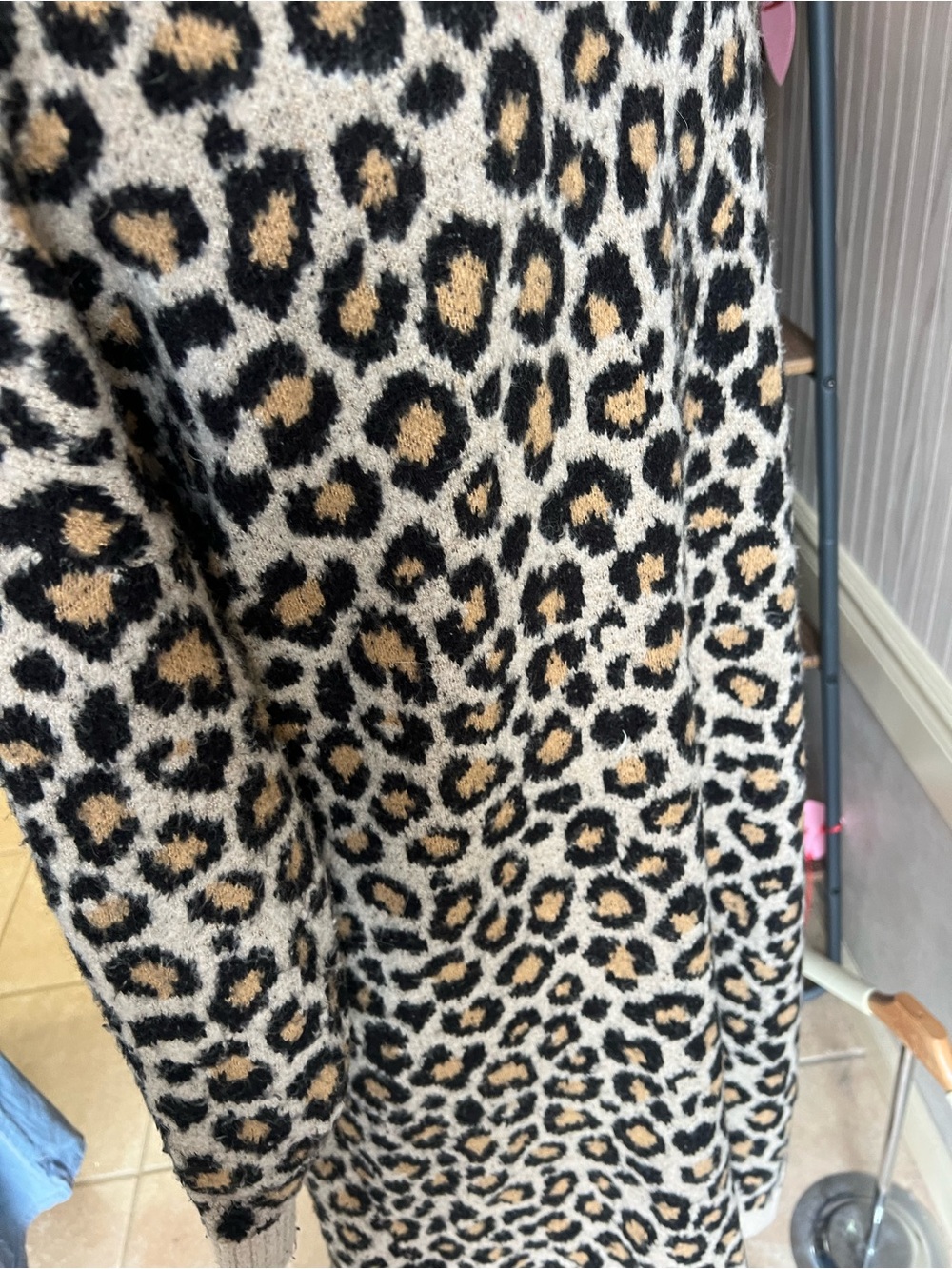 Lulu's Beige Leopard Print Open-Front Cardigan - Picture 10 of 12